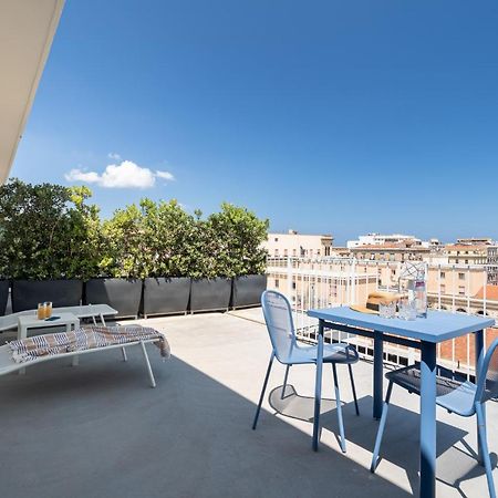 Suite Al Centro Di Palermo Con Terrazza Privata Bagian luar foto