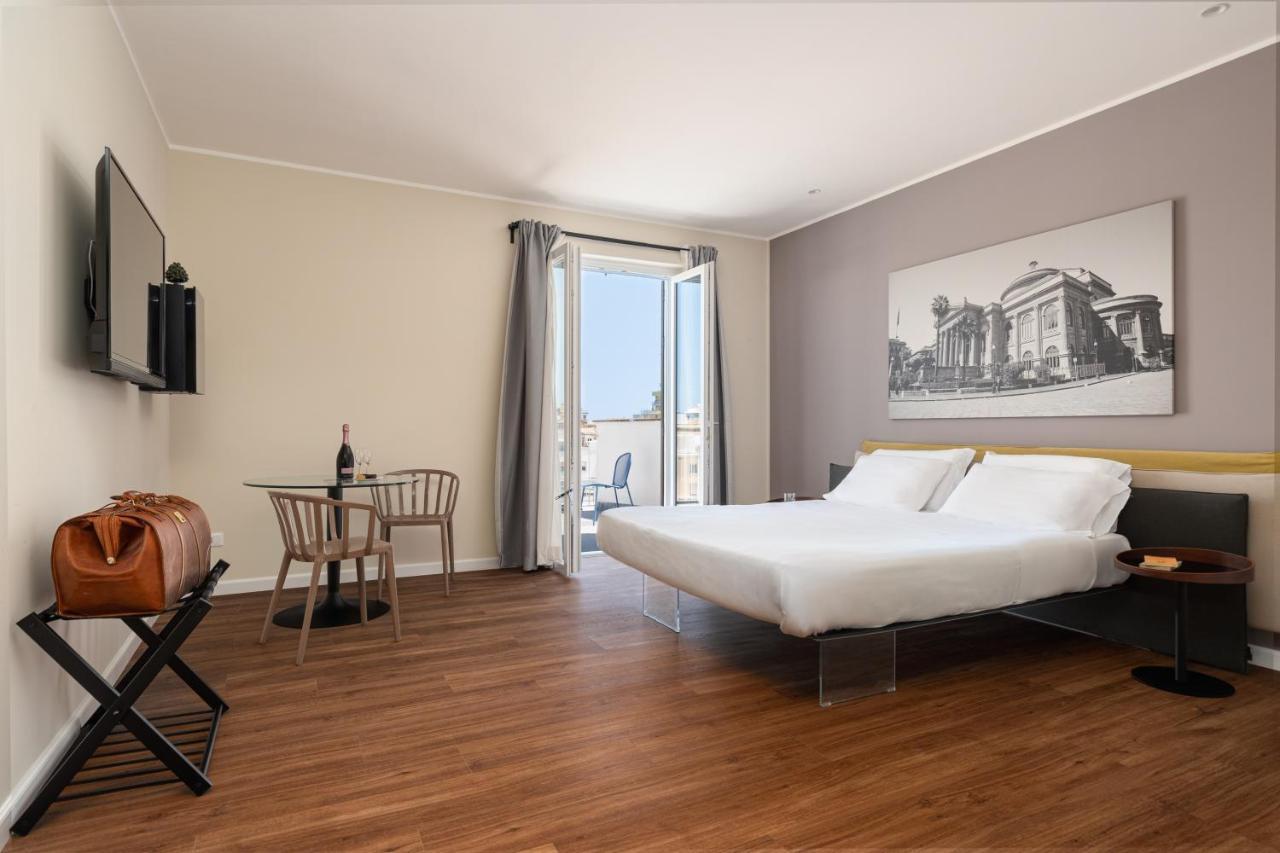 Suite Al Centro Di Palermo Con Terrazza Privata Bagian luar foto