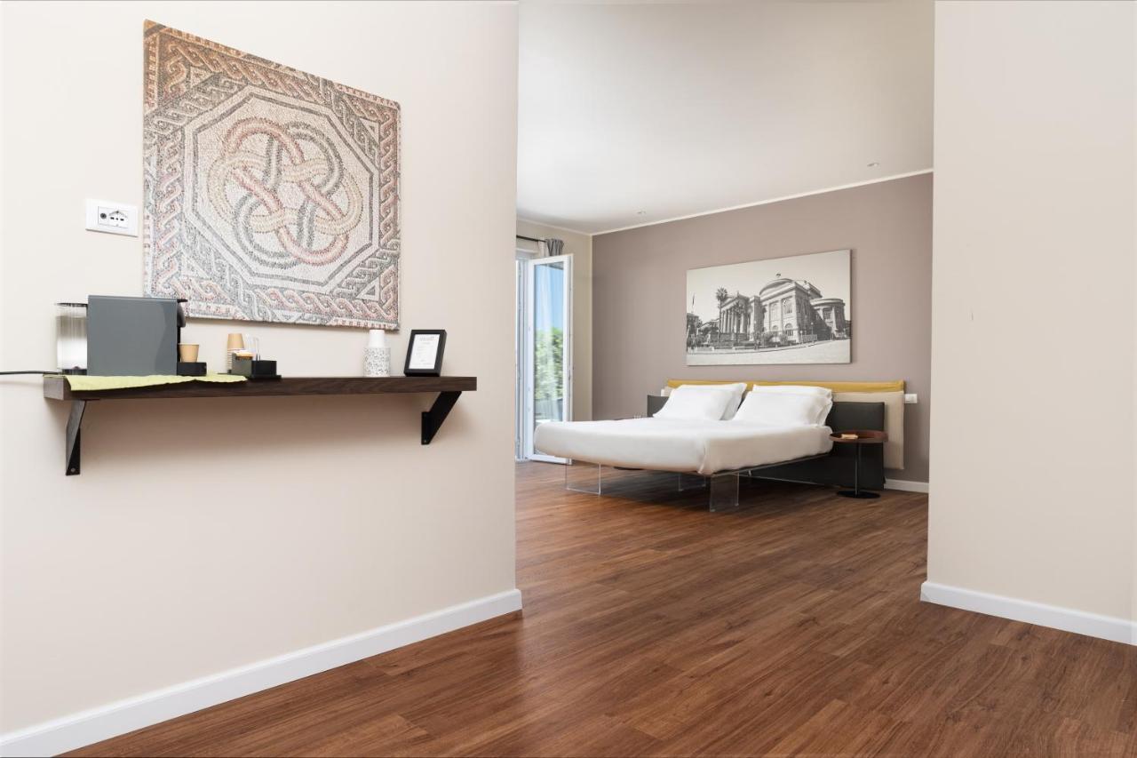Suite Al Centro Di Palermo Con Terrazza Privata Bagian luar foto