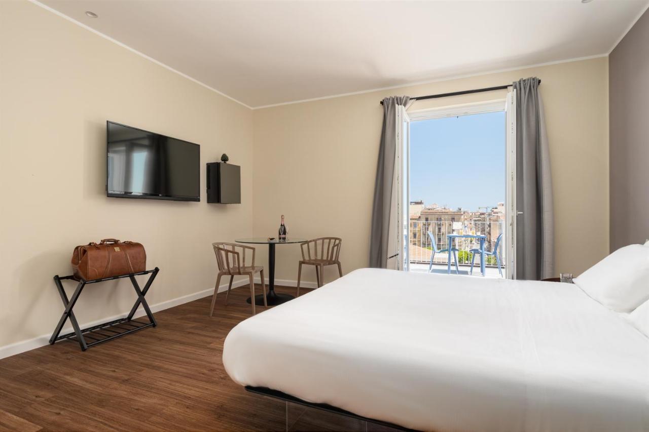 Suite Al Centro Di Palermo Con Terrazza Privata Bagian luar foto
